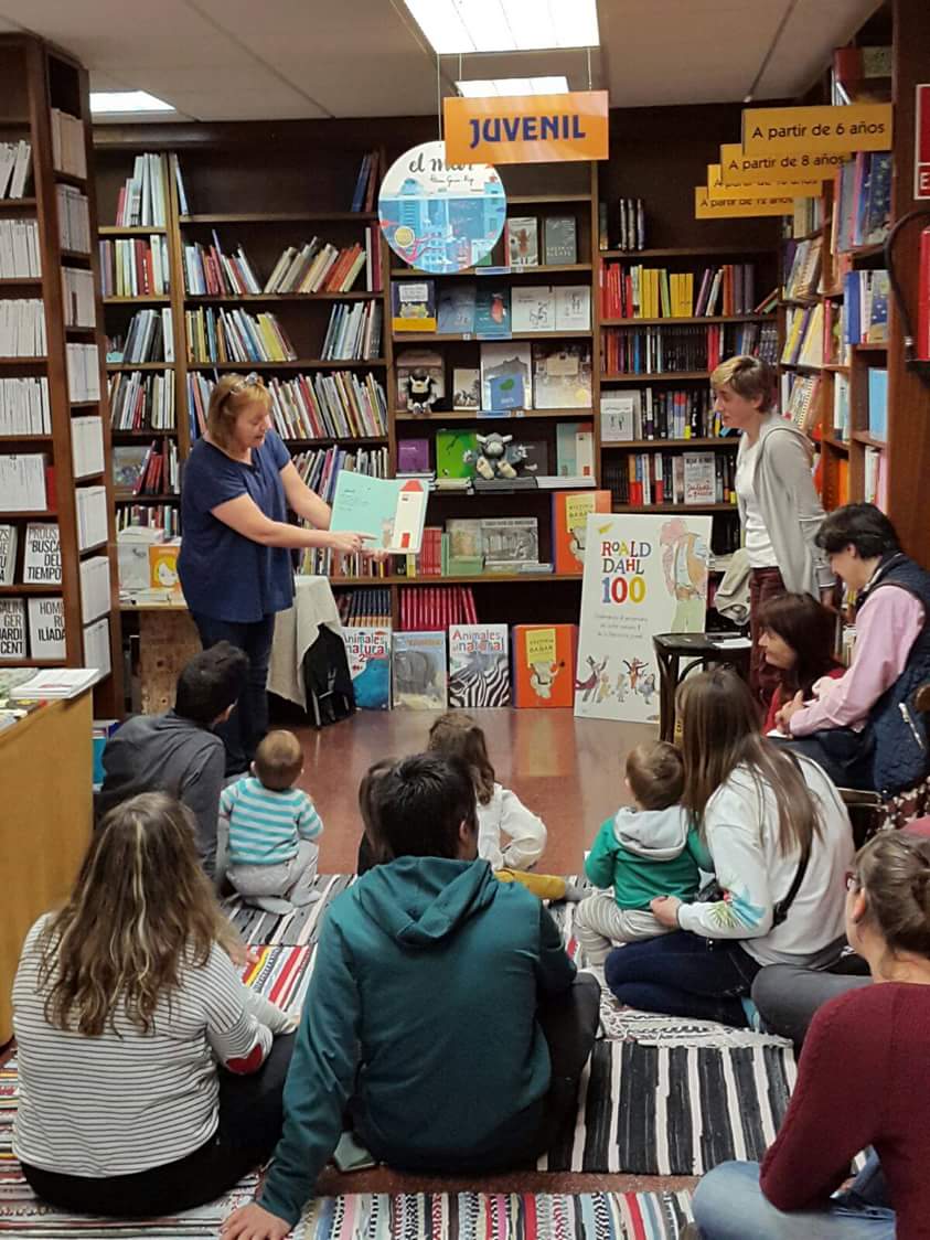 5Presentación de 20 cuentos de 2016 en la librería Cerezo. Logroño, 29-04-2016